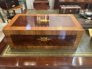 Caja escritorio