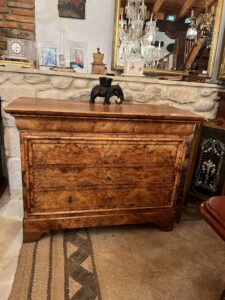 Comoda Louis Philippe detalle 2
