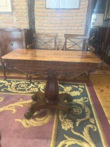 Consola- mesa de juego