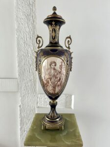 Pareja jarrones Sevres